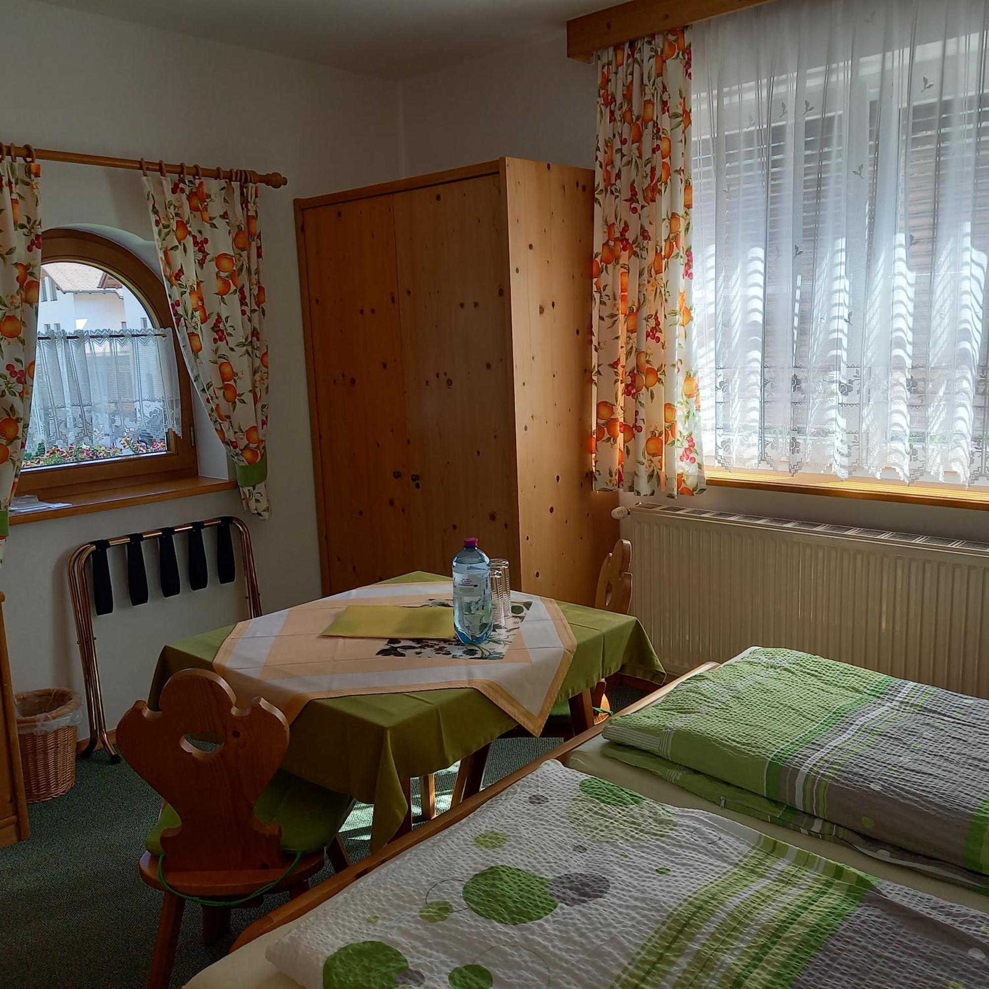 Gaestehaus Sieglinde Gosau Bagian luar foto